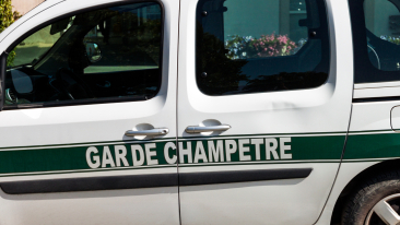 garde champ&ecirc;tre
